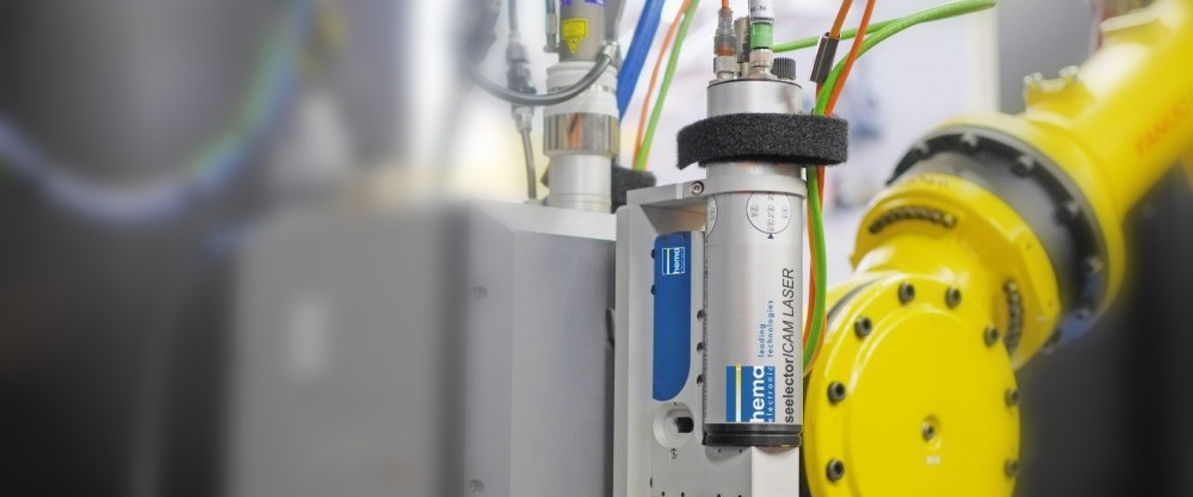 Qualitätssicherungssystem seelectorICAM LASER mit intelliWELD Laser und FANUC Roboter