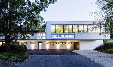 Company building hema Firmengebäude Außenansicht Tag Parkplatz Neubau Einfahrt